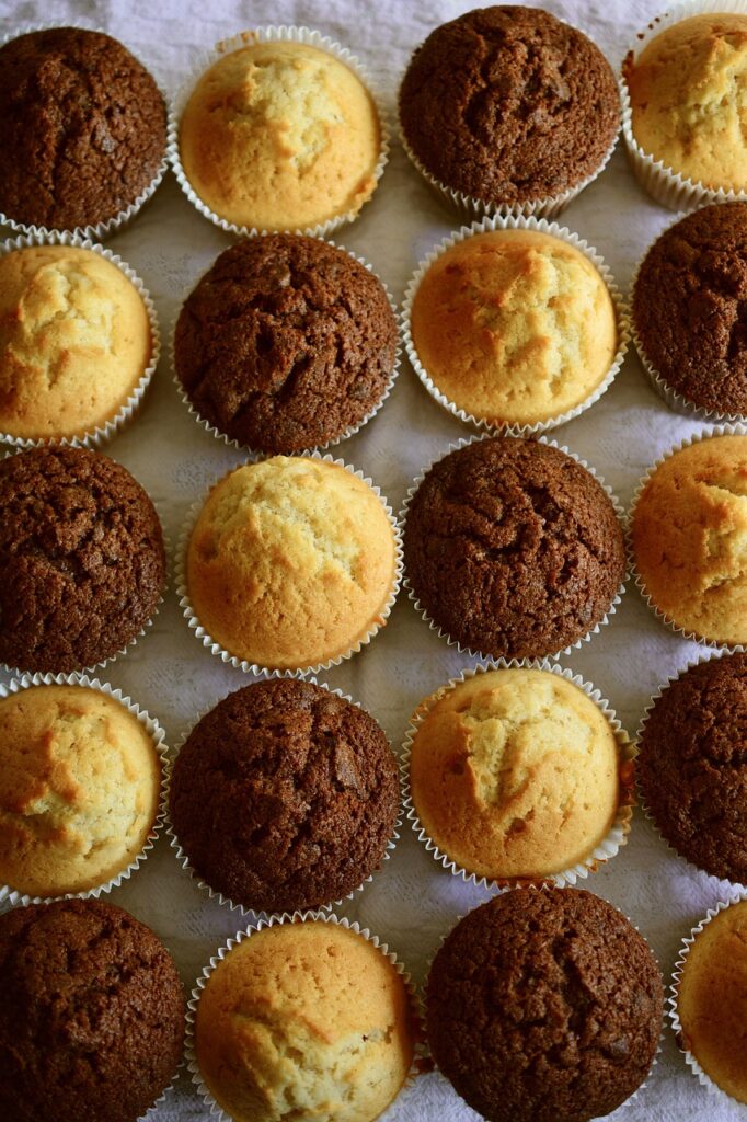 The Best Chocolate Frosting Recipe for Cakes, Cupcakes, and Brownies — Proven Tips
