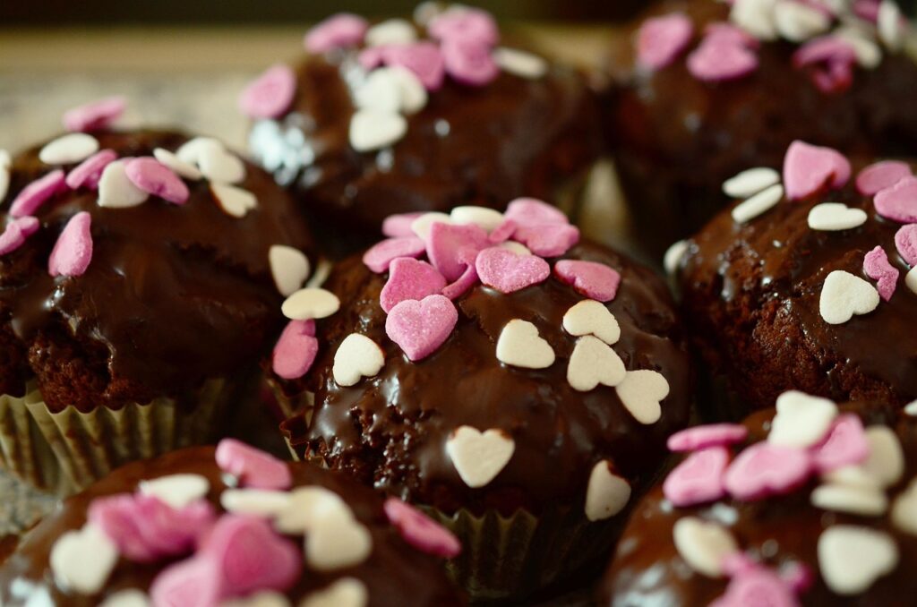 The Best Chocolate Frosting Recipe for Cakes, Cupcakes, and Brownies — Proven Tips